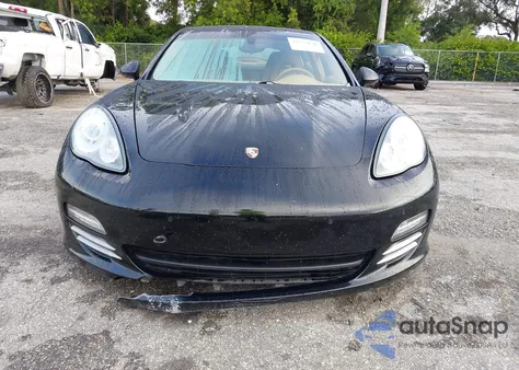 2012 Porsche Panamera 4 из США, поврежденный, VIN WP0AA2A77CL013761